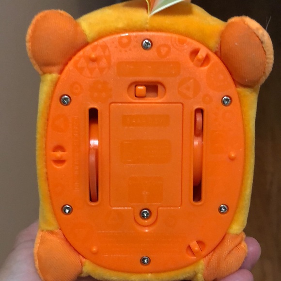 B WOBBLY KITTY Lola, Interacting, plush toy - Picture 9 of 12